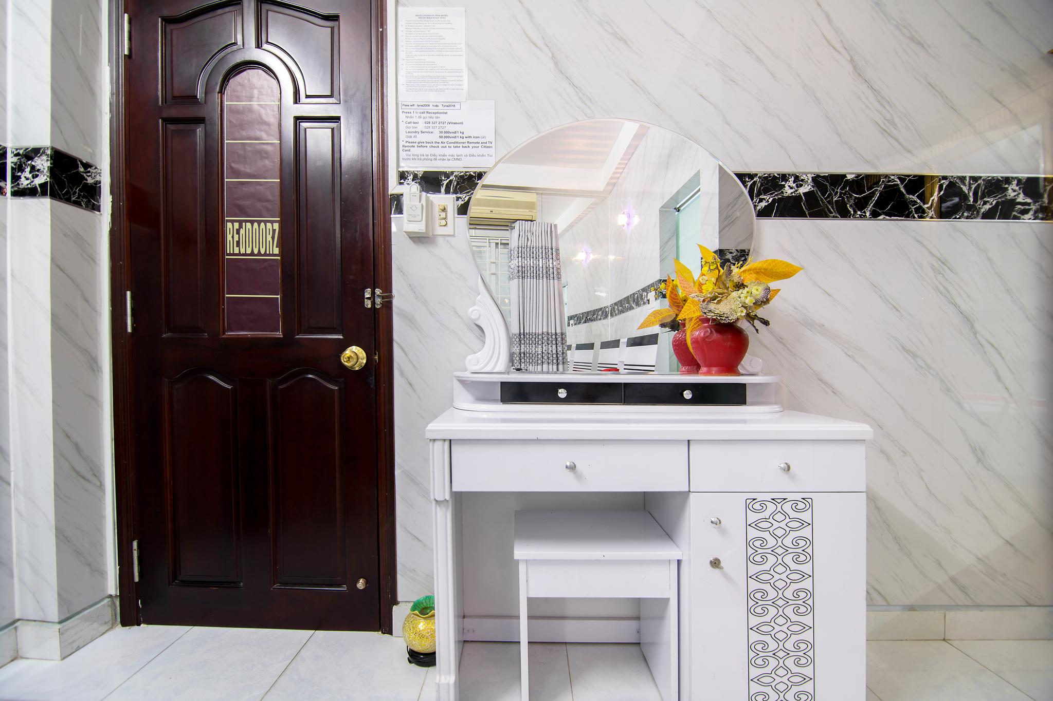 Reddoorz Plus Near Ben Thanh Market Ho Şi Min Dış mekan fotoğraf
