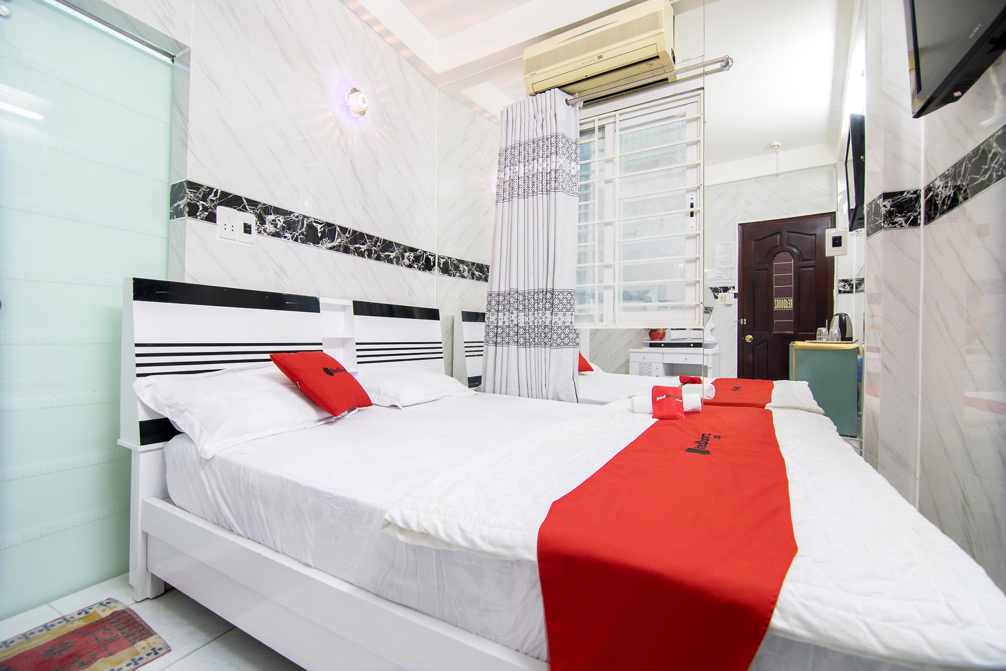 Reddoorz Plus Near Ben Thanh Market Ho Şi Min Dış mekan fotoğraf