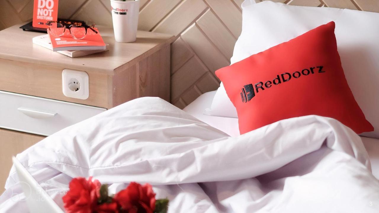 Reddoorz Plus Near Ben Thanh Market Ho Şi Min Dış mekan fotoğraf